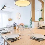 Apartment Le Joyeux - Ideal Groupe - Parking Gratuit Troyes
