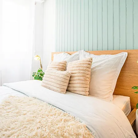 Le Joyeux - Ideal Groupe - Parking Gratuit