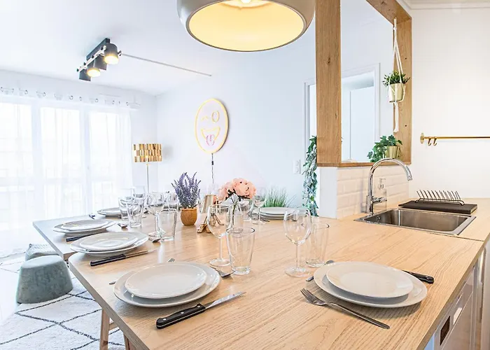 Apartamento Le Joyeux - Ideal Groupe - Parking Gratuit Troyes