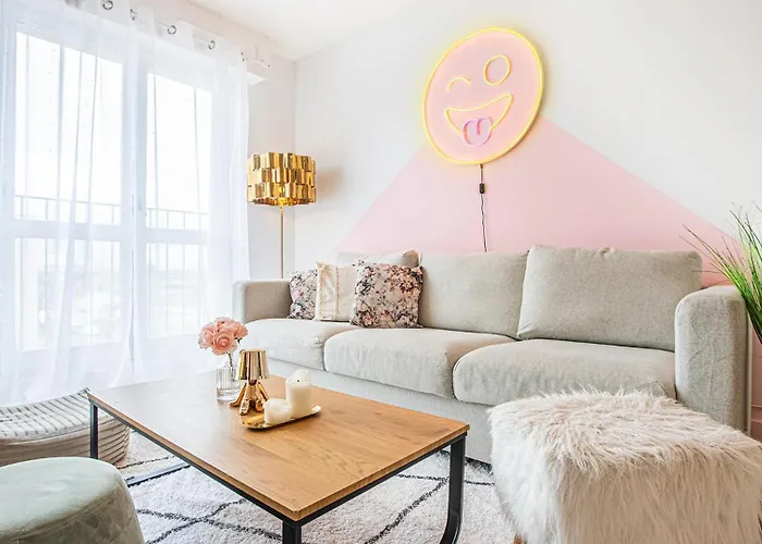 Le Joyeux - Ideal Groupe - Parking Gratuit